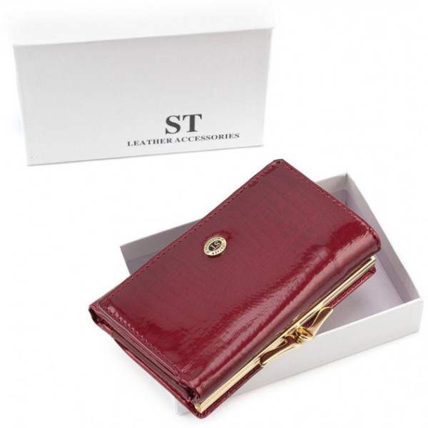 Жіночий шкіряний гаманець ST Leather (S1201A) 98210 Червоний