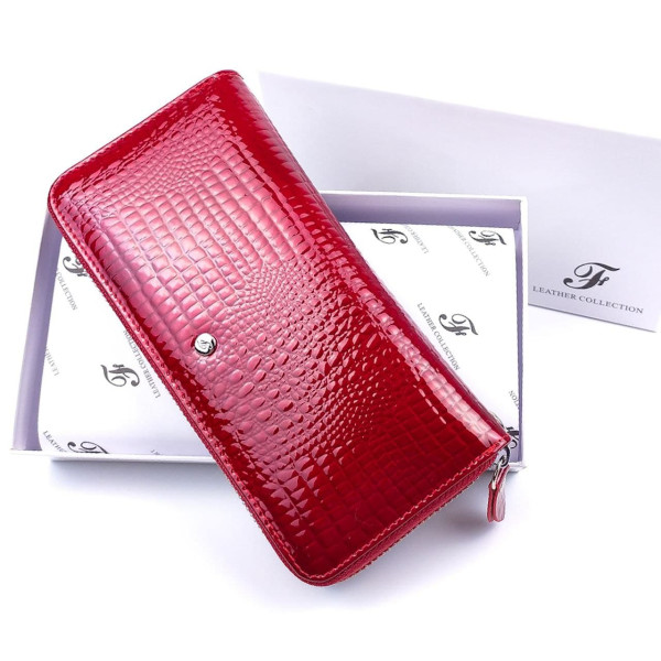 Яркий и практичный лаковый кошелек - клатч из кожи Salfeite F-AE38-RED красный